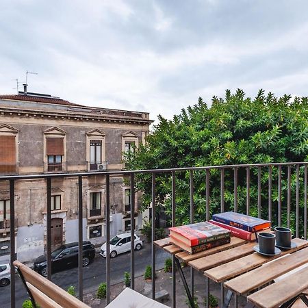 Ursino Apartment With Balcony By Wonderful Italy Catânia Exterior foto