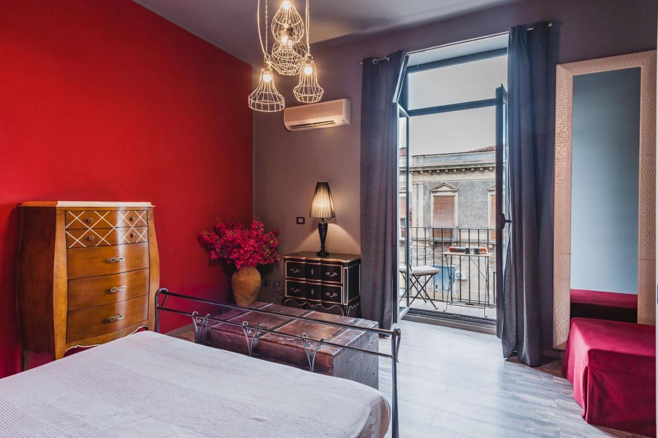 Ursino Apartment With Balcony By Wonderful Italy Catânia Exterior foto