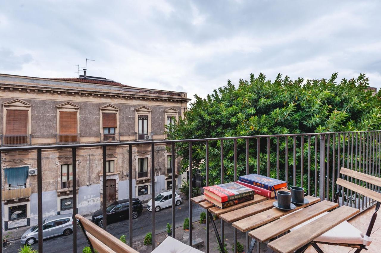 Ursino Apartment With Balcony By Wonderful Italy Catânia Exterior foto